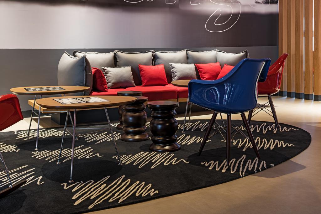 Ibis Chapeco Hotel Bagian luar foto